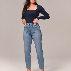 Abercrombie & Fitch Curve Love High Rise Mom Jean